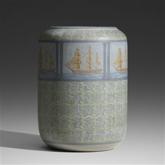 Exceptional vase with schooners and seaweed - Marblehead Pottery Studio
