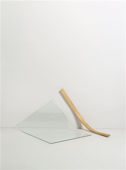 Ungeklärter Zustand by Alicja Kwade, 2010