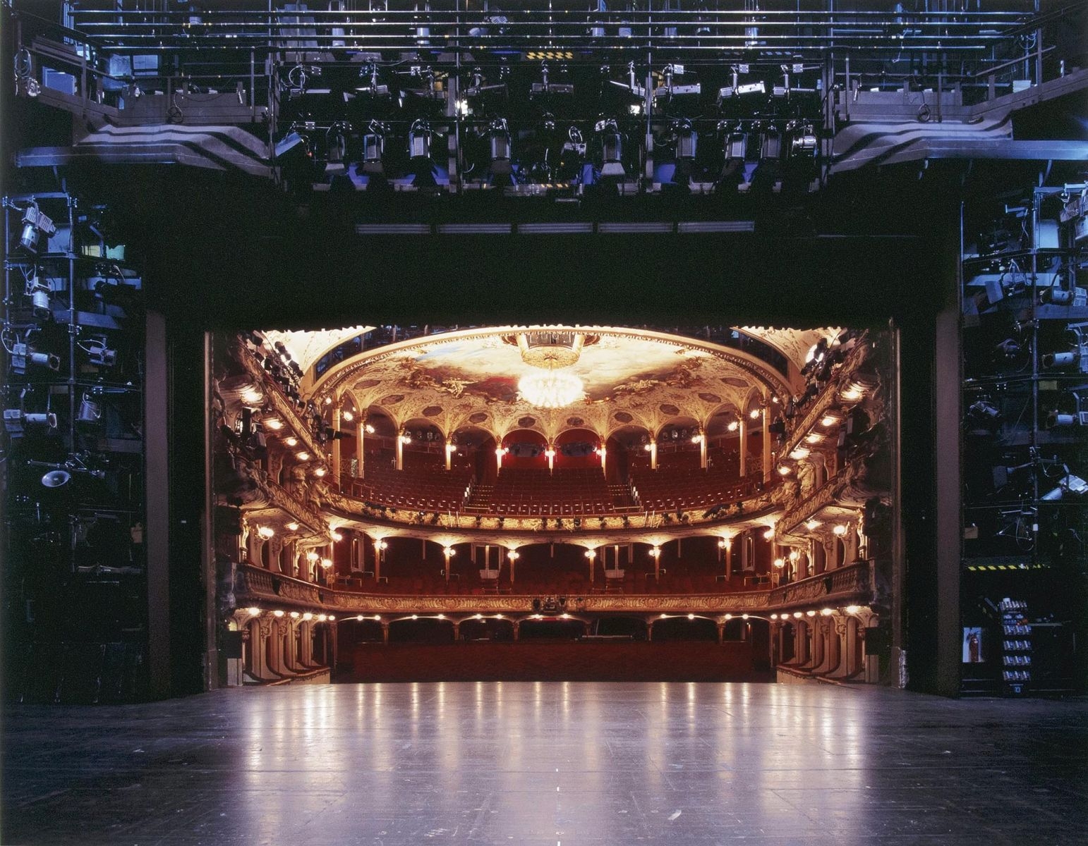 Artwork by Klaus Frahm, DEUTSCHES SCHAUSPIELHAUS IN HAMBURG, Made of Giclée, Canson barite, Alu-Dibond