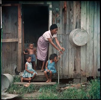 Gordon Parks: Segregation Story - Adamson Gallery