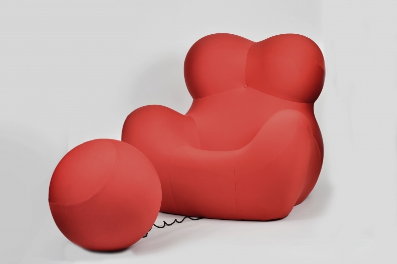 Artwork by Gaetano Pesce, B & B Italia, UP5 armchair with its UP6 ottoman, aka Big Mama, Made of Polyurethane structure with red fabric