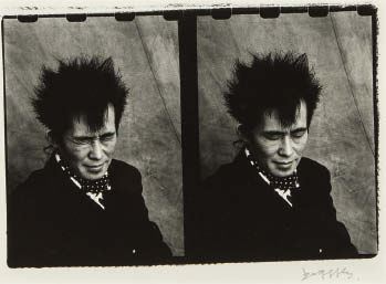 Akira Gomi | 3 Artworks | MutualArt