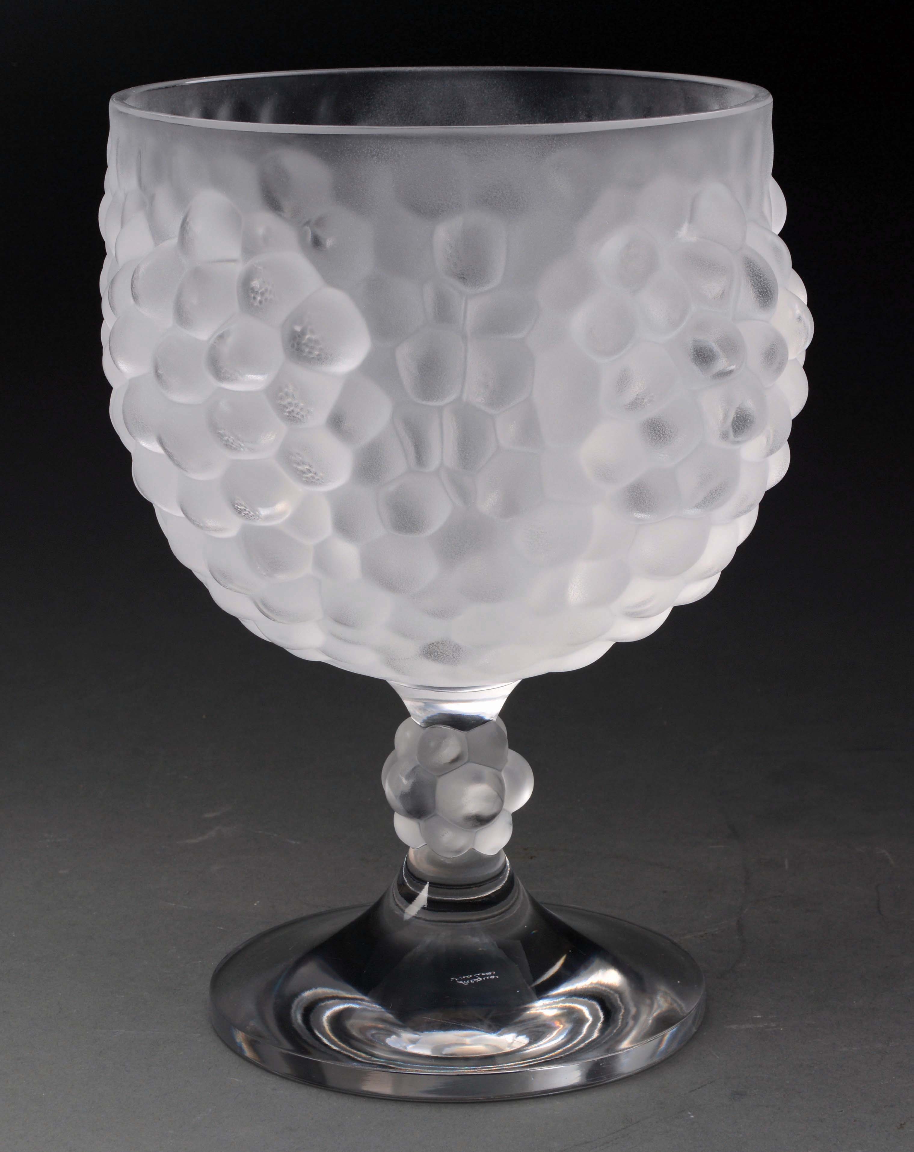 René Lalique GRAPE VASE MutualArt