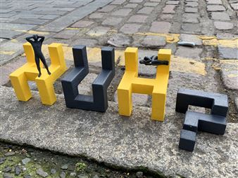 Releases: Mobstr – “HUH?” Anti Gravity Sculpture