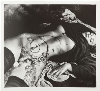 Line and Snails - Sławomir Rumiak