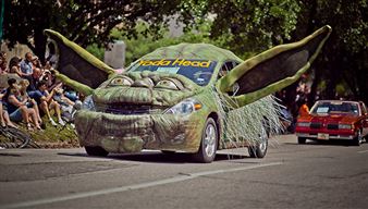 Open Call to 33rd Annual Houston Art Car Parade! Deadline: February 15