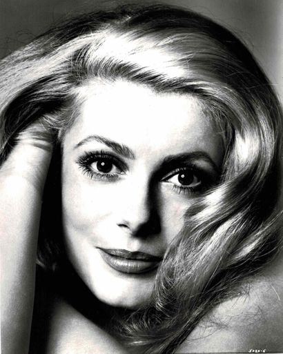 FOLIES D'AVRIL – THE APRIL FOOLS by Richard Avedon, 1969