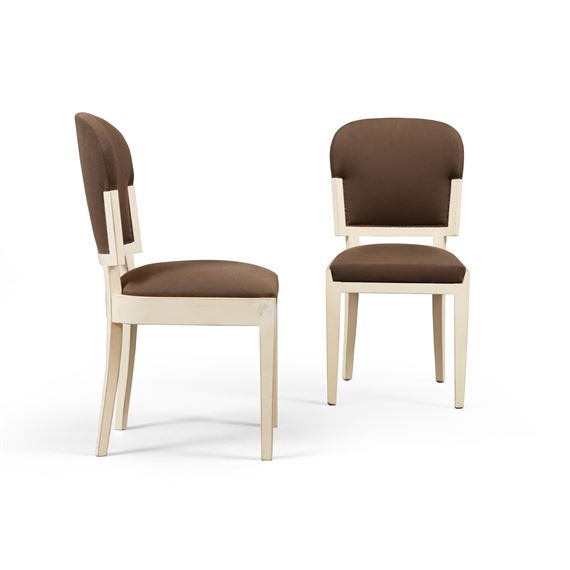 SET OF EIGHT CHAIRS,  [SUITE DE HUIT CHAISES, VERS 1929]