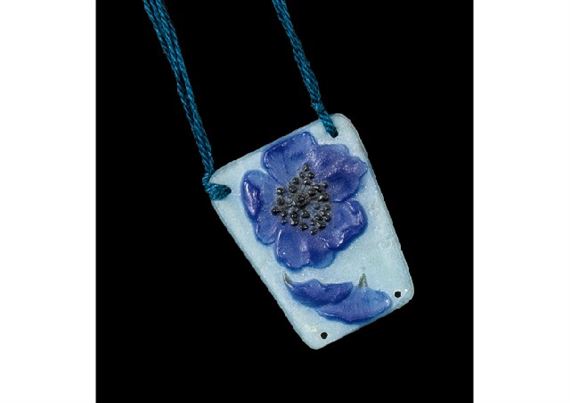 Pendant:Eglantine by Gabriel Argy-Rousseau, 1920