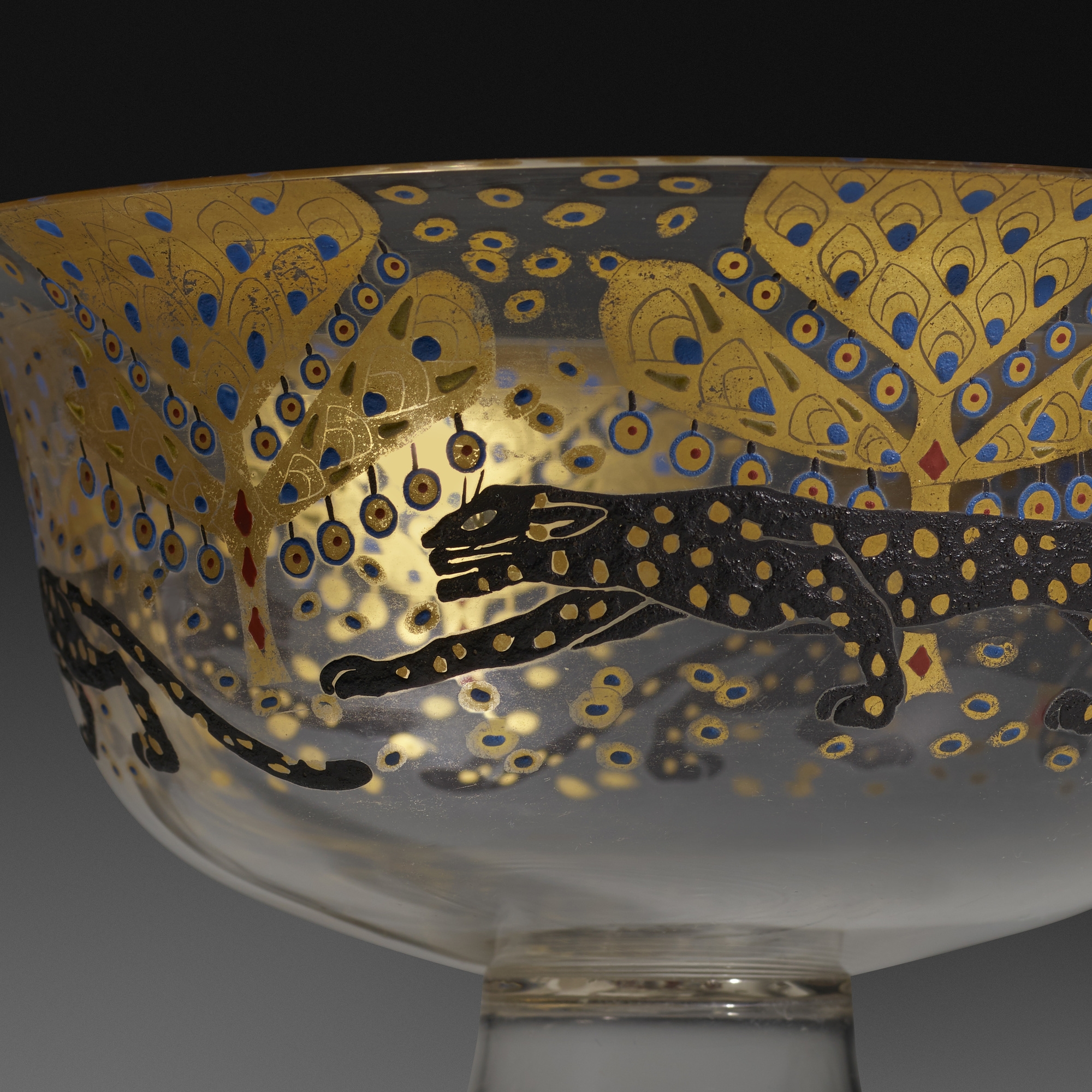 Artwork by Vittorio Zecchin, Le pantere bowl, Made of gold and polychrome enamel decoration