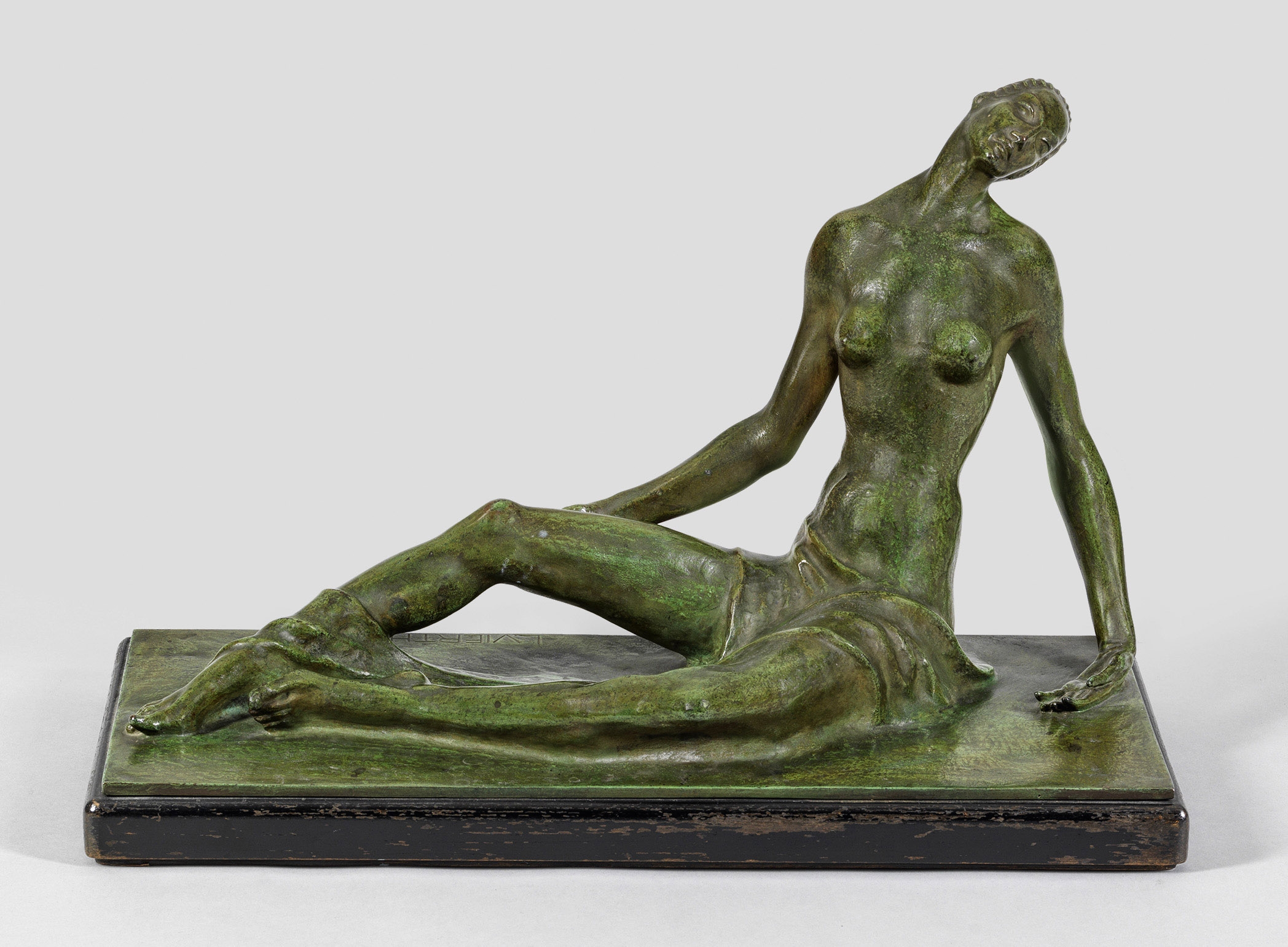 Artwork by Ludwig Karl Maria Vierthaler, "Ergebung", Made of bronze, marble base