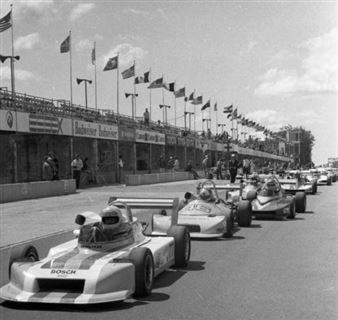 Trackside Stories: Kathie Meredith's Motorsports Photographs, 1968 - 1972 - Arnot Art Museum