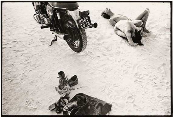 ‘Pause in Les Beaux bei Arles’ by Will McBride, 1978