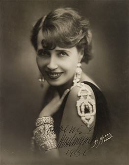 Mistinguett - P. Apers