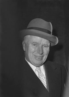 Charlie Chaplin - Georges Retif