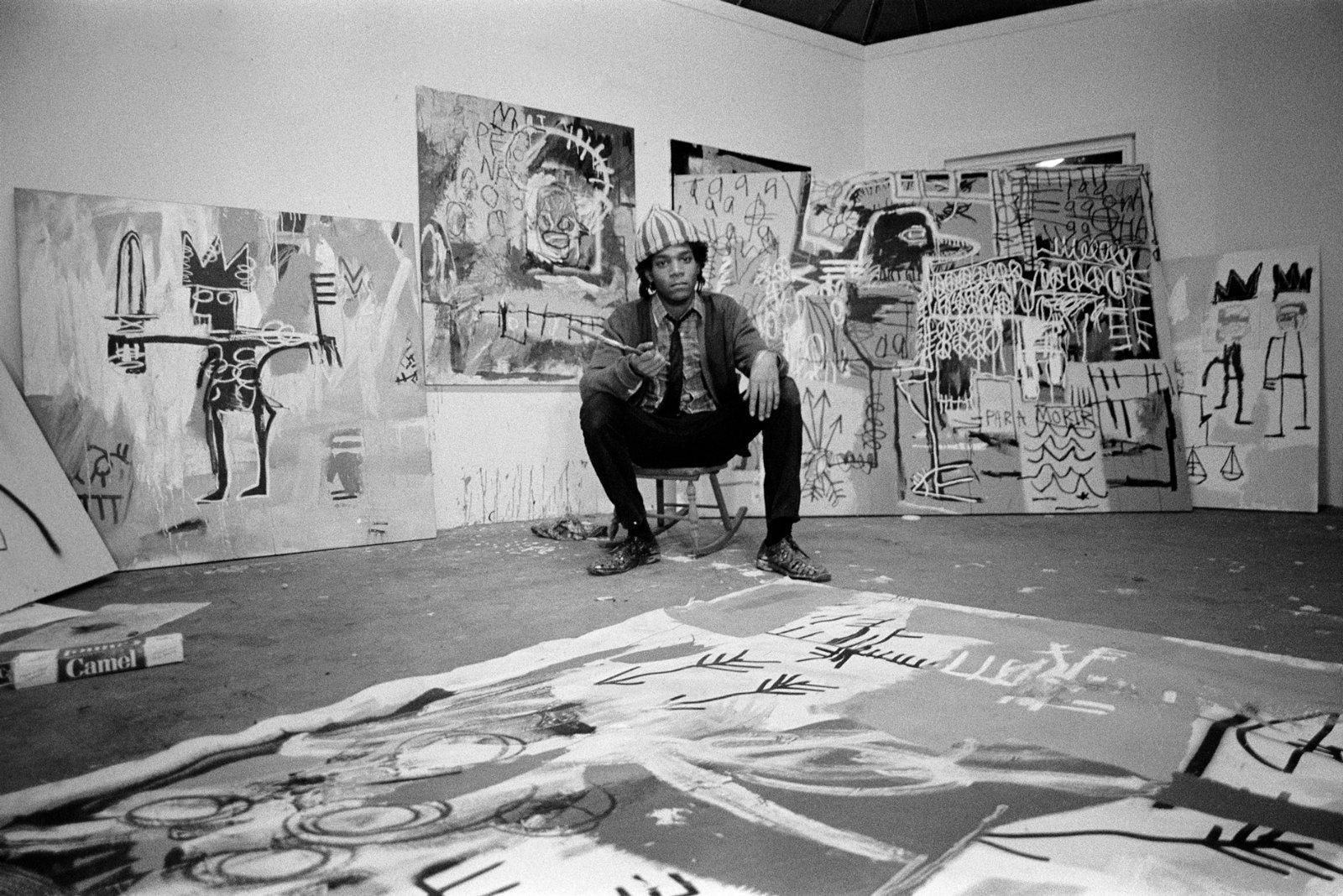 Houles Pierre | Jean Michel Basquiat dans son atelier NYC | MutualArt