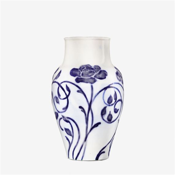 oriental-style Losanti vase with flowers by Mary Louise Mclaughlin, 1899-1904