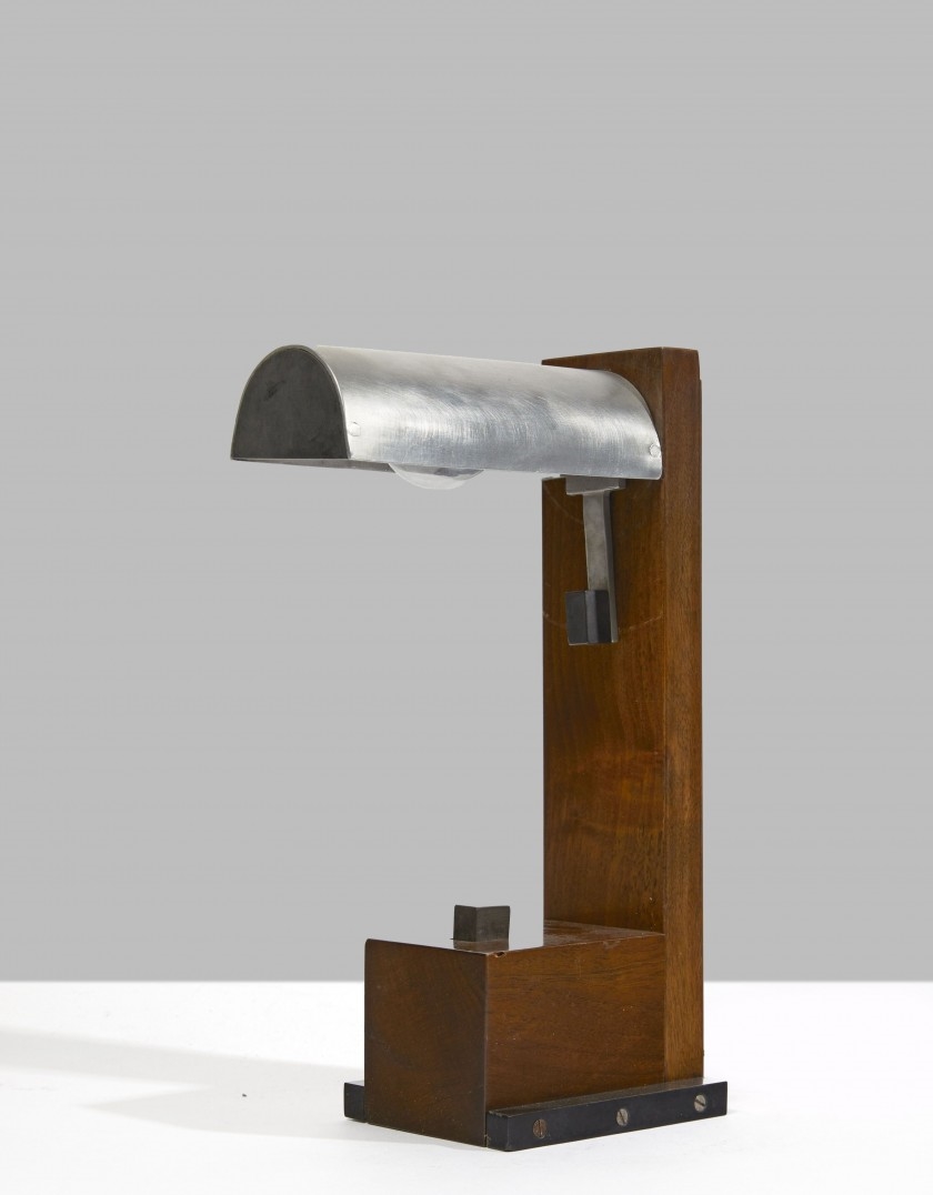 Sold at Auction: Lampe liseuse
