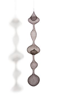 UNTITLED (S.853, HANGING FIVE-LOBED, THREE PART, DISCONTINUOUS SURFACE WITH ASYMMETRICAL AND SYMMETRICAL LOBES) - Ruth Asawa