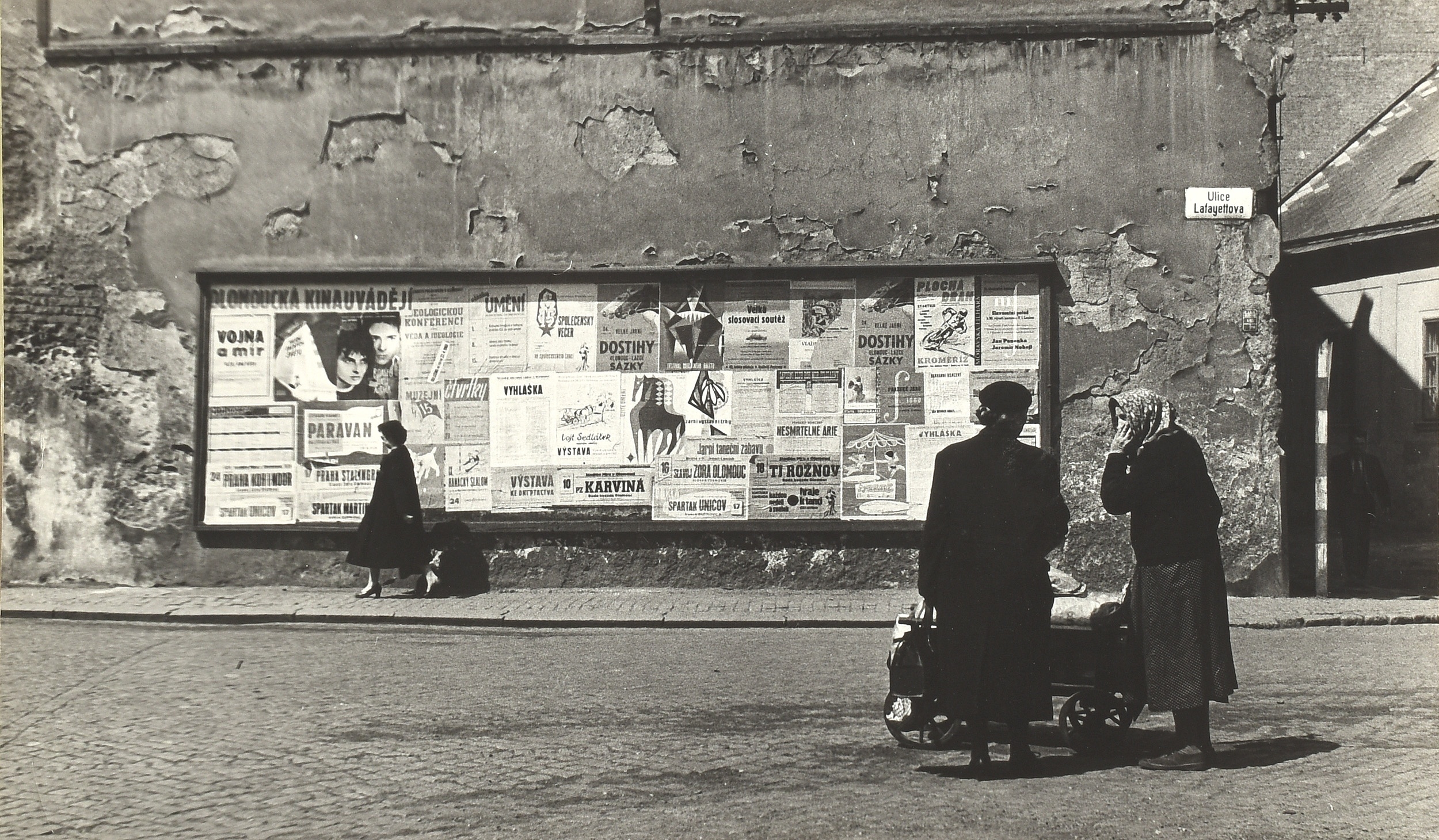 Artwork by Antonín Gribovský, MOTIV Z OLOMOUCE, Made of gelatin silver print