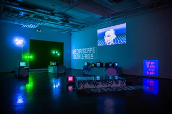 Arario Gallery Presents Exhibition with Two Different Themes