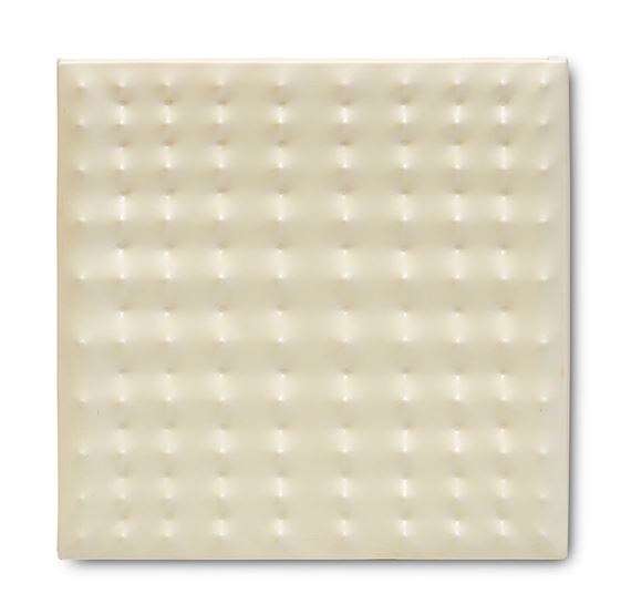 Estroflessione by Enrico Castellani, 1968