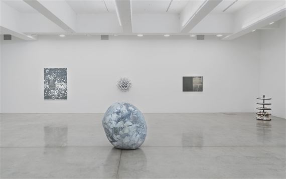 The Return of the Real - Tanya Bonakdar Gallery, New York