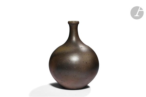 Bouteille by Robert Deblander