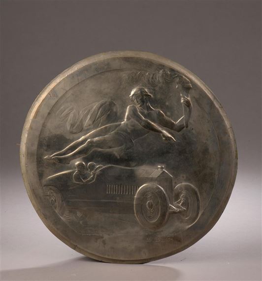 Plaque commémorative circulaire du "Rallye de Pentecôte"