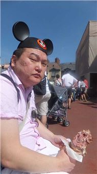 “Alien I” - Yong Sun Gullach