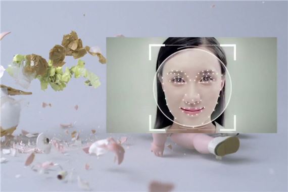 Photography Today: Resistant Faces - Pinakothek der Moderne