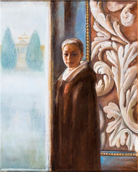 Portrait einer jungen Frau vor Architektur-Hintergrund by Irina Levina