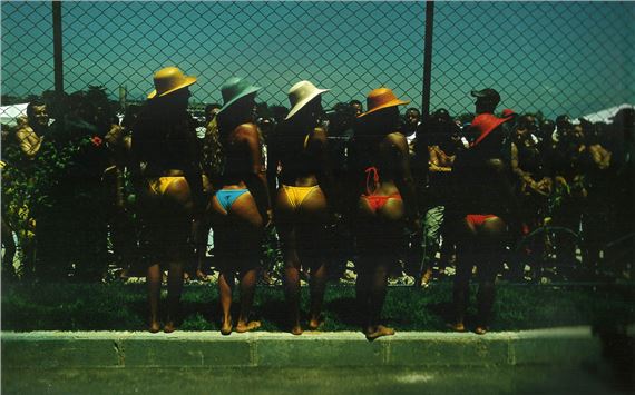 Musas by Daniel Klajmic, 2001