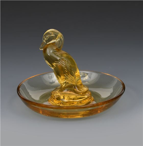'Canard' No.283 a Lalique yellow glass cendrier designed by Rene Lalique