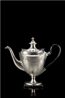 Coffee pot - Samuel Hennell