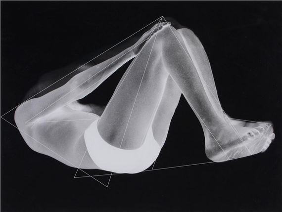 Geometry and the human figure projection