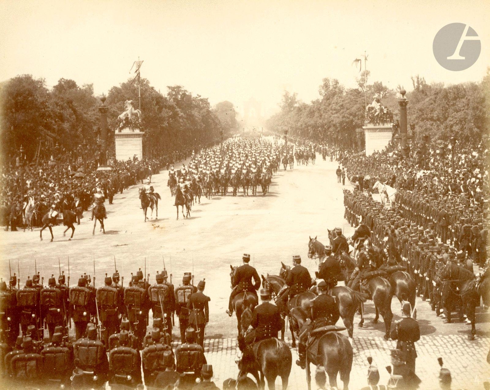 Neurdein Frères Funeral of Victor Hugo, Parade of the procession in