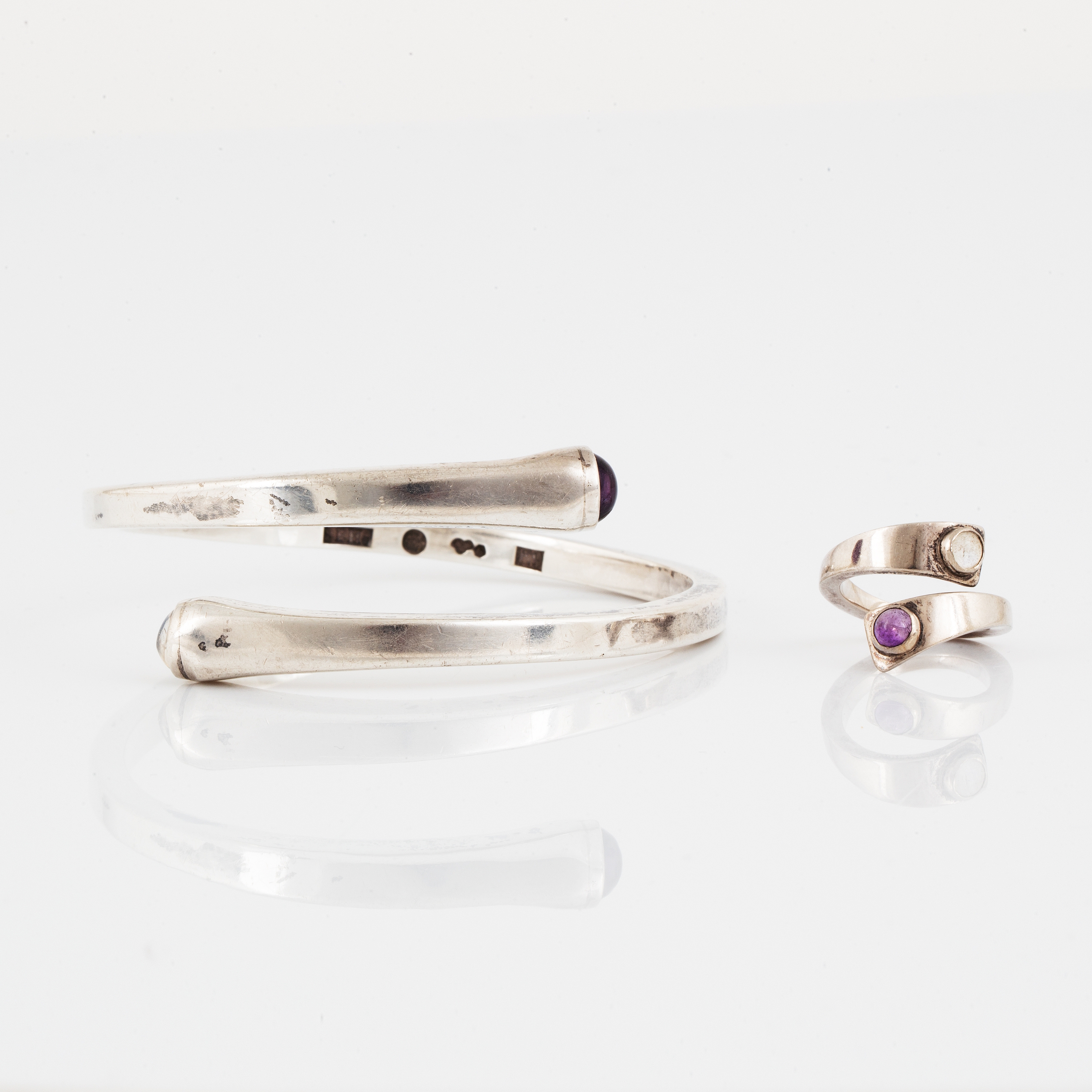 Artwork by Sven Erik Högberg, silver bangle and ring, Made of silver