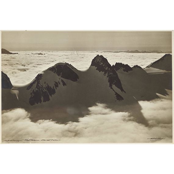 Hochweltmorgen Rothorn by Emanuel Gyger