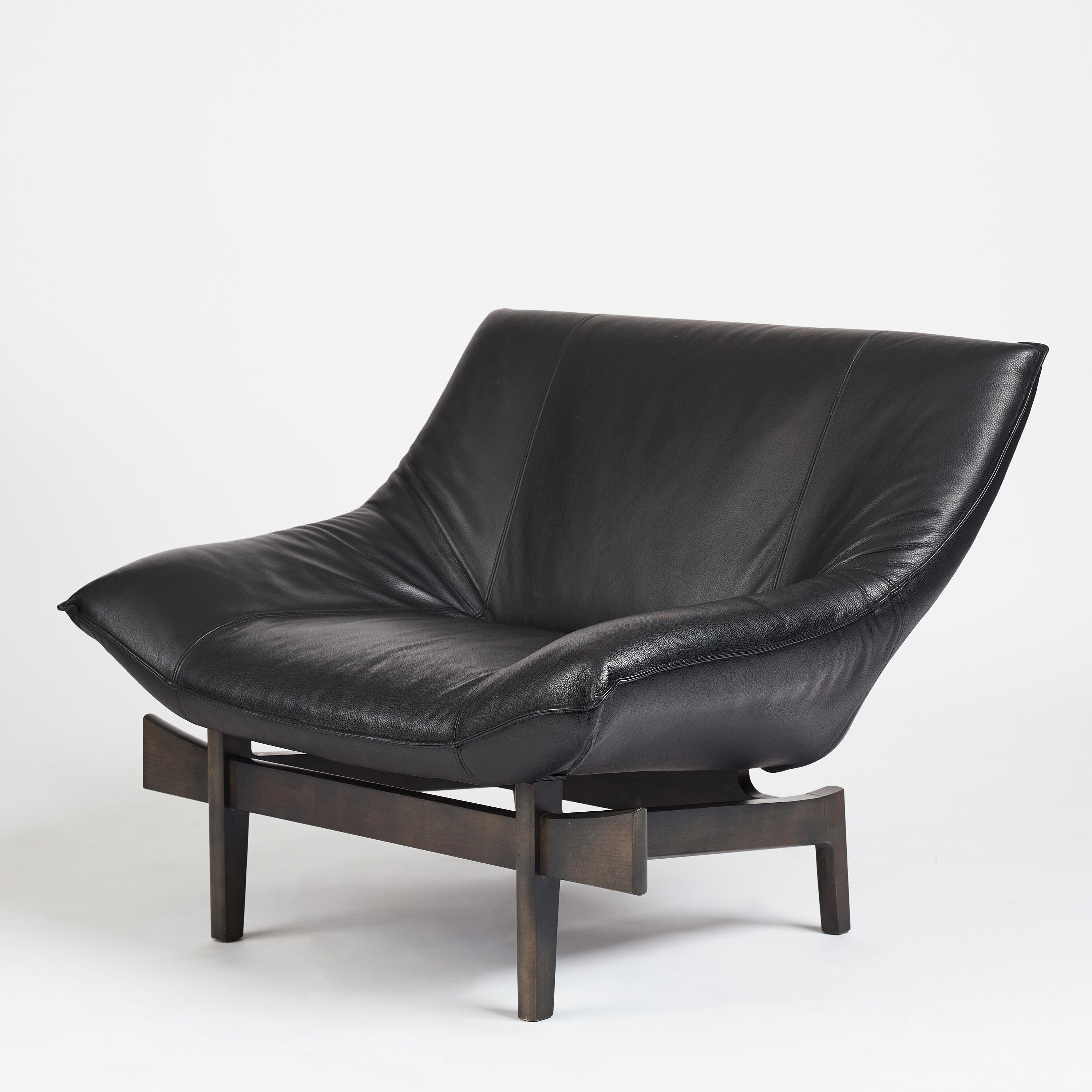 Artwork by Erik Marquardsen, a "model 84" sofa and easy chair, Made of Black lacquered wood and black leather