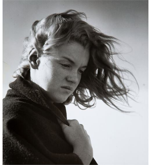 Marilyn Monroe, A Glimpse of Doom by Andre de Dienes, 1946