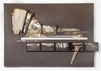 Untitled (Assemblage) - Robert Mallary