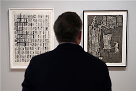 Exhibition Highlights Connections Between Artists Working Across Movements, Geographies, and Generations