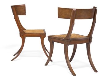 A pair of klismos chairs with nutwood frame - Jørgen Roed