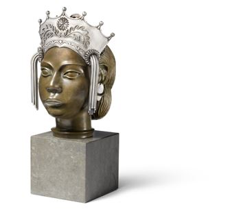 A patinated bronze and silver bust in the shape of a Balinese female - Arno Malinowski