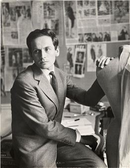 PIERRE CARDIN - Kenneth Heilbron