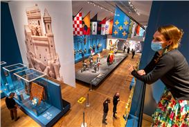 The Hermitage Amsterdam Reopens with an Exhibition About Knights and the Romanovs