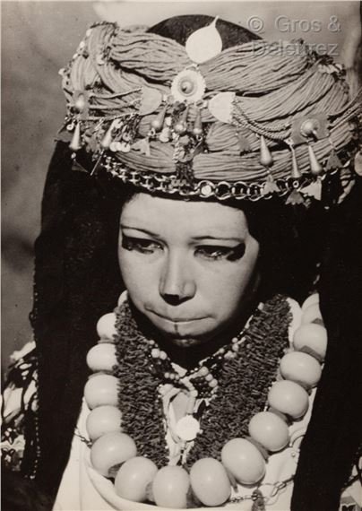 Twenty works: Arab and Berber women.