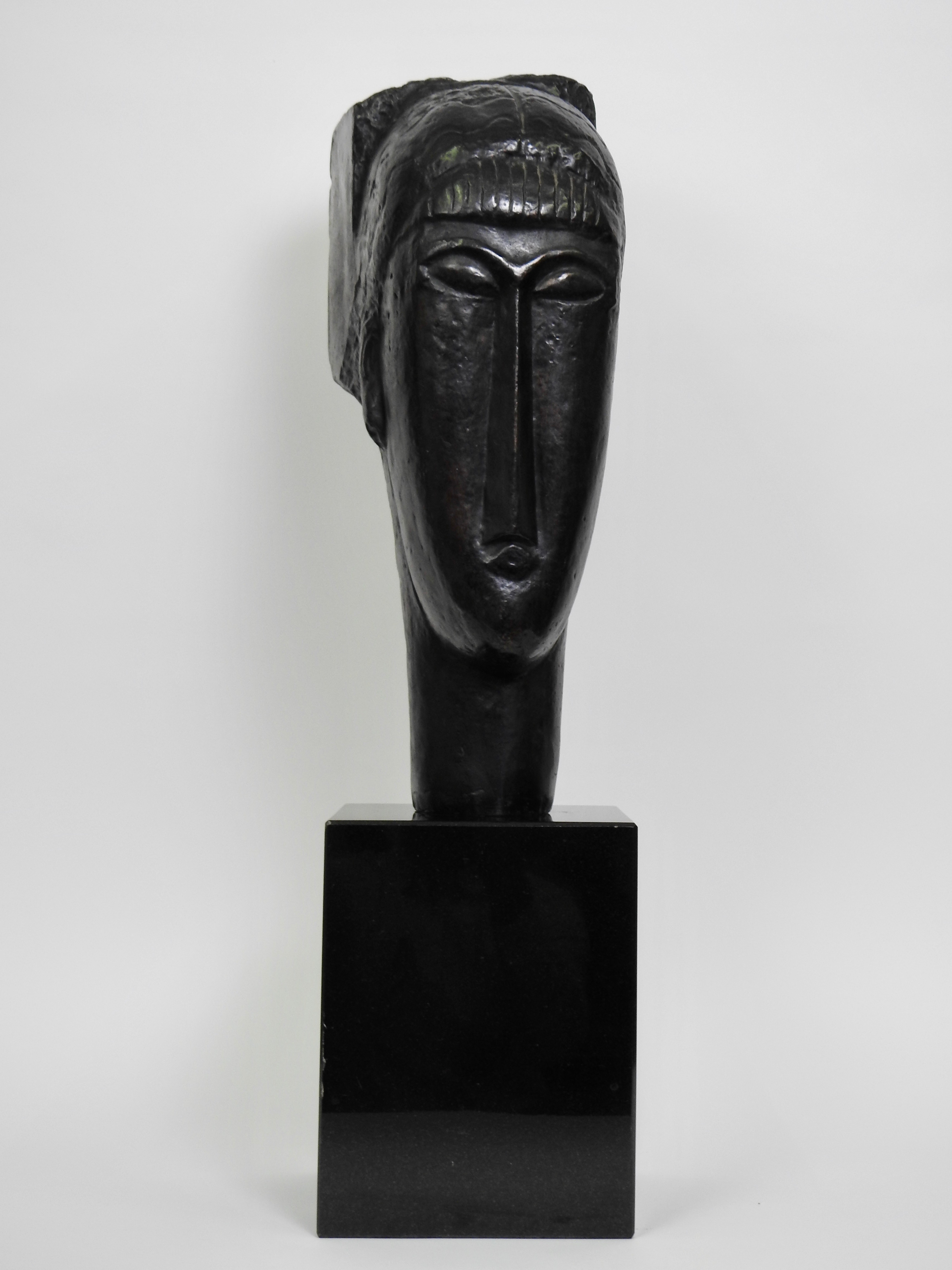 Amedeo Modigliani | Tête de jeune fille à la frange | MutualArt