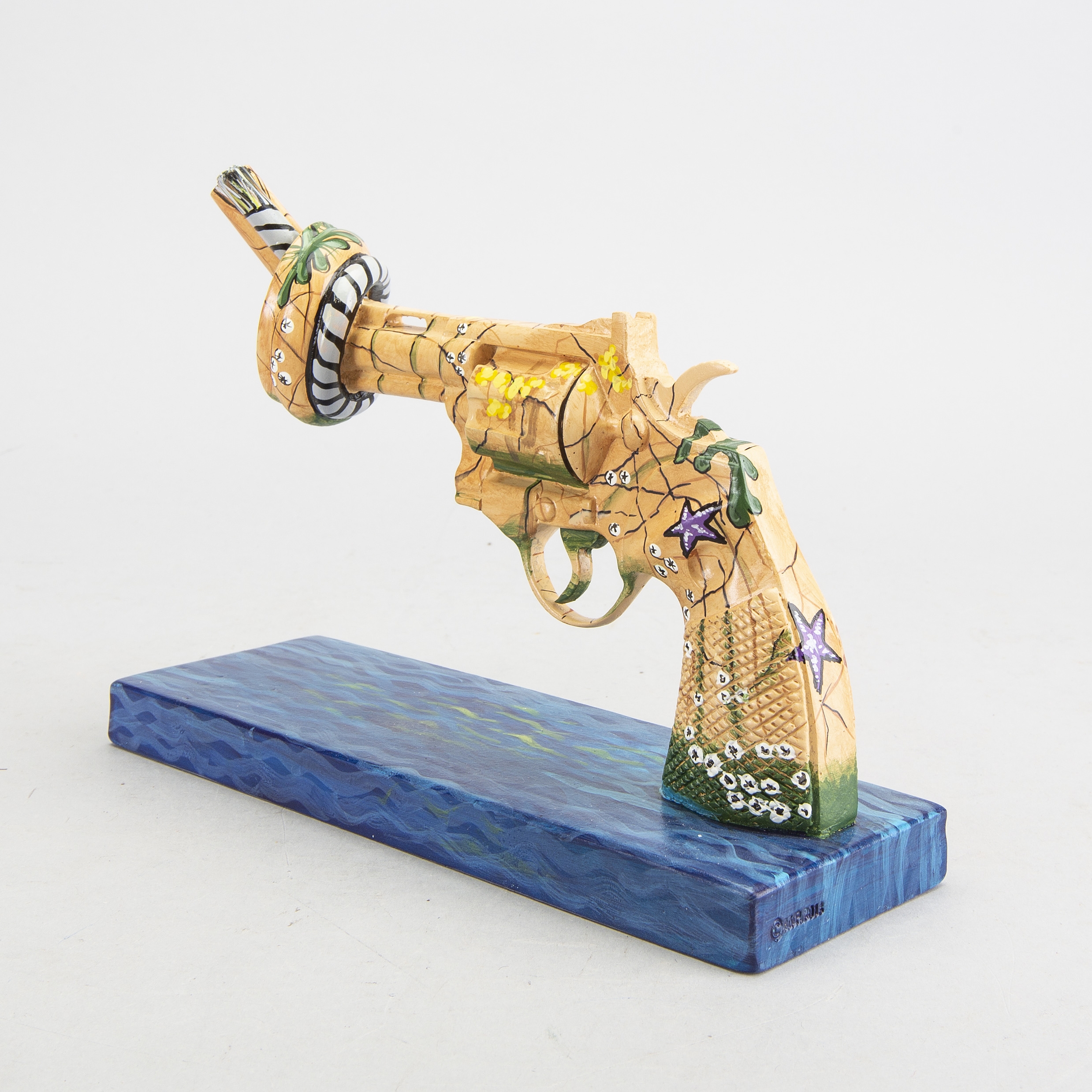 Artwork by Carl Fredrik Reuterswärd, Gun and Rocks for Peace